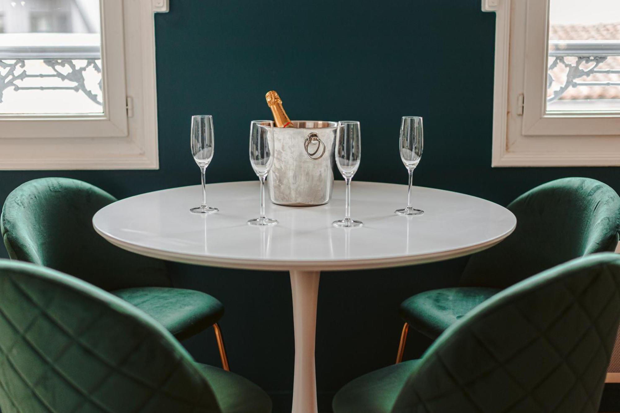 Gatsby - Elegant, Central, Fibre, Tv 4K, Netflix, Literie Confortable La Rochelle  Zewnętrze zdjęcie